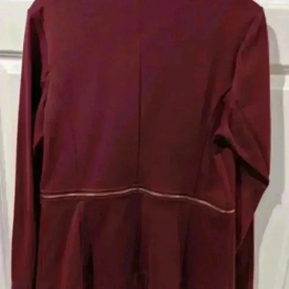 Women's Maroon Blazer - Picture 4 of 4